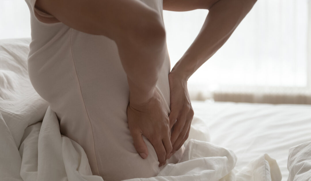 10 Tipps zum Schlafen bei Rückenschmerzen